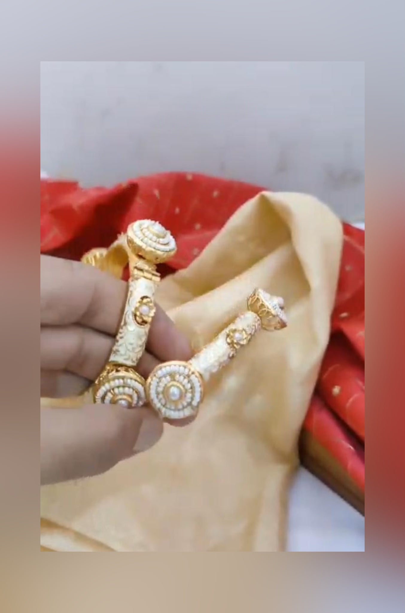 White Meena Kundan Bangles - 10081