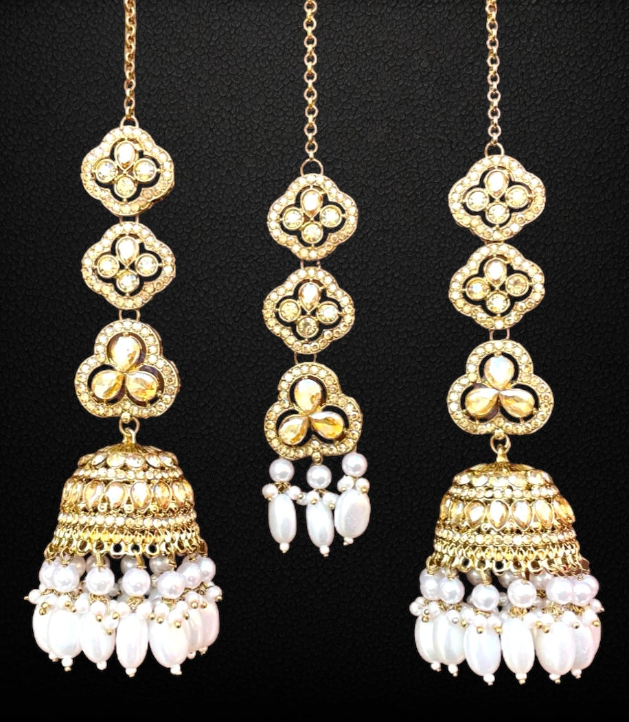 Jhumkas With Mangtikka Set - 10022 - 2